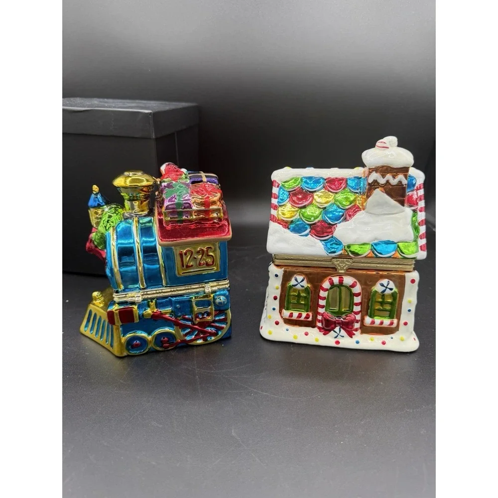 🎄🎶 Mr. Christmas Set of 2 Music Boxes – Blue Train & Gingerbread House–Tested